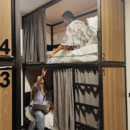 Orion Hostel 耶烈万 外观 照片