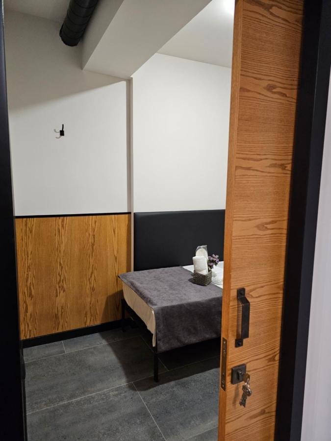 Orion Hostel 耶烈万 外观 照片