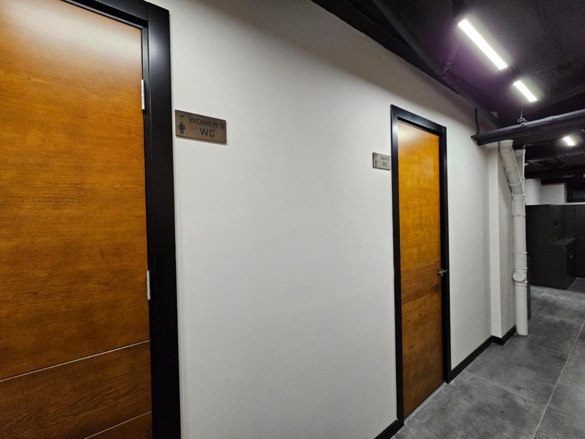 Orion Hostel 耶烈万 外观 照片