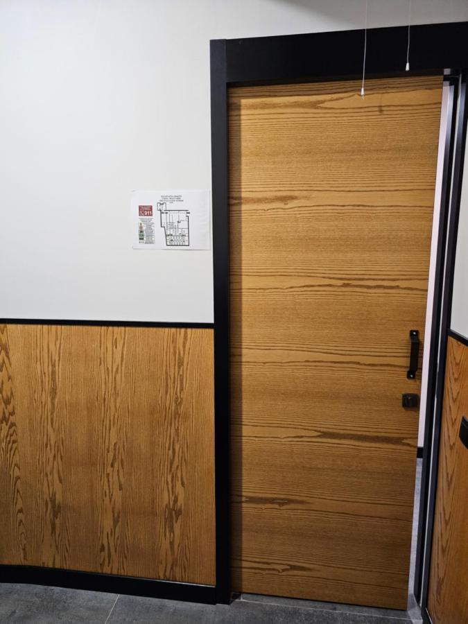 Orion Hostel 耶烈万 外观 照片