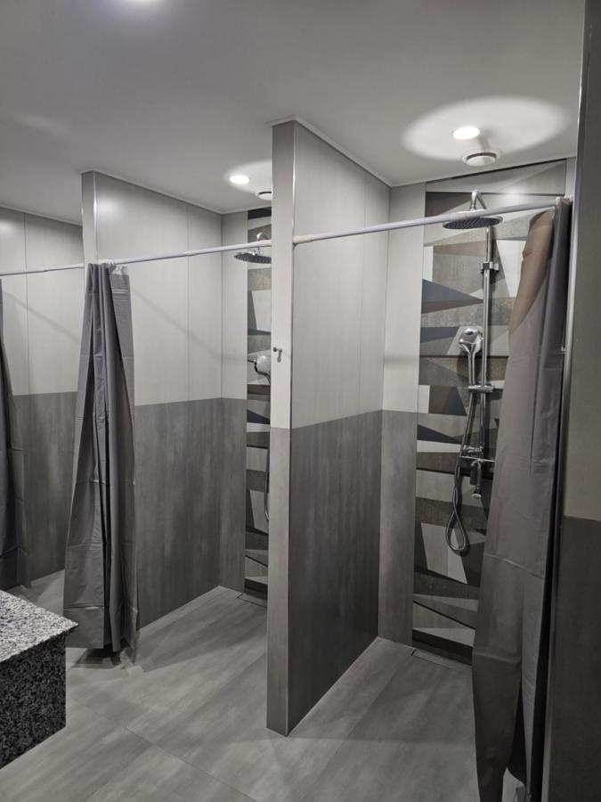 Orion Hostel 耶烈万 外观 照片