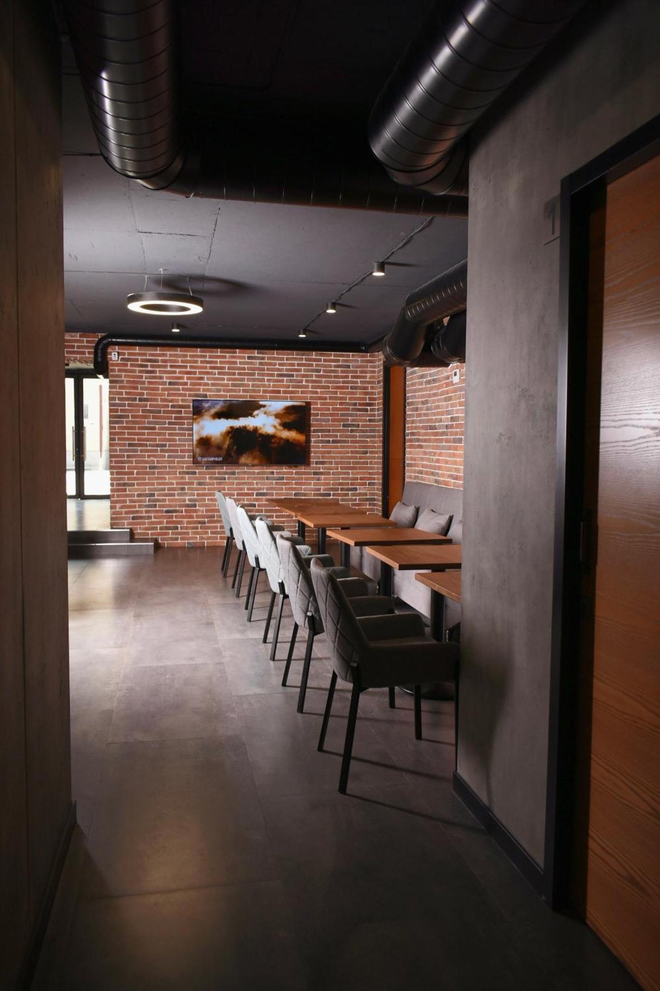 Orion Hostel 耶烈万 外观 照片